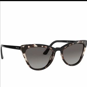 Prada catwalk PR 01VS sunglasses